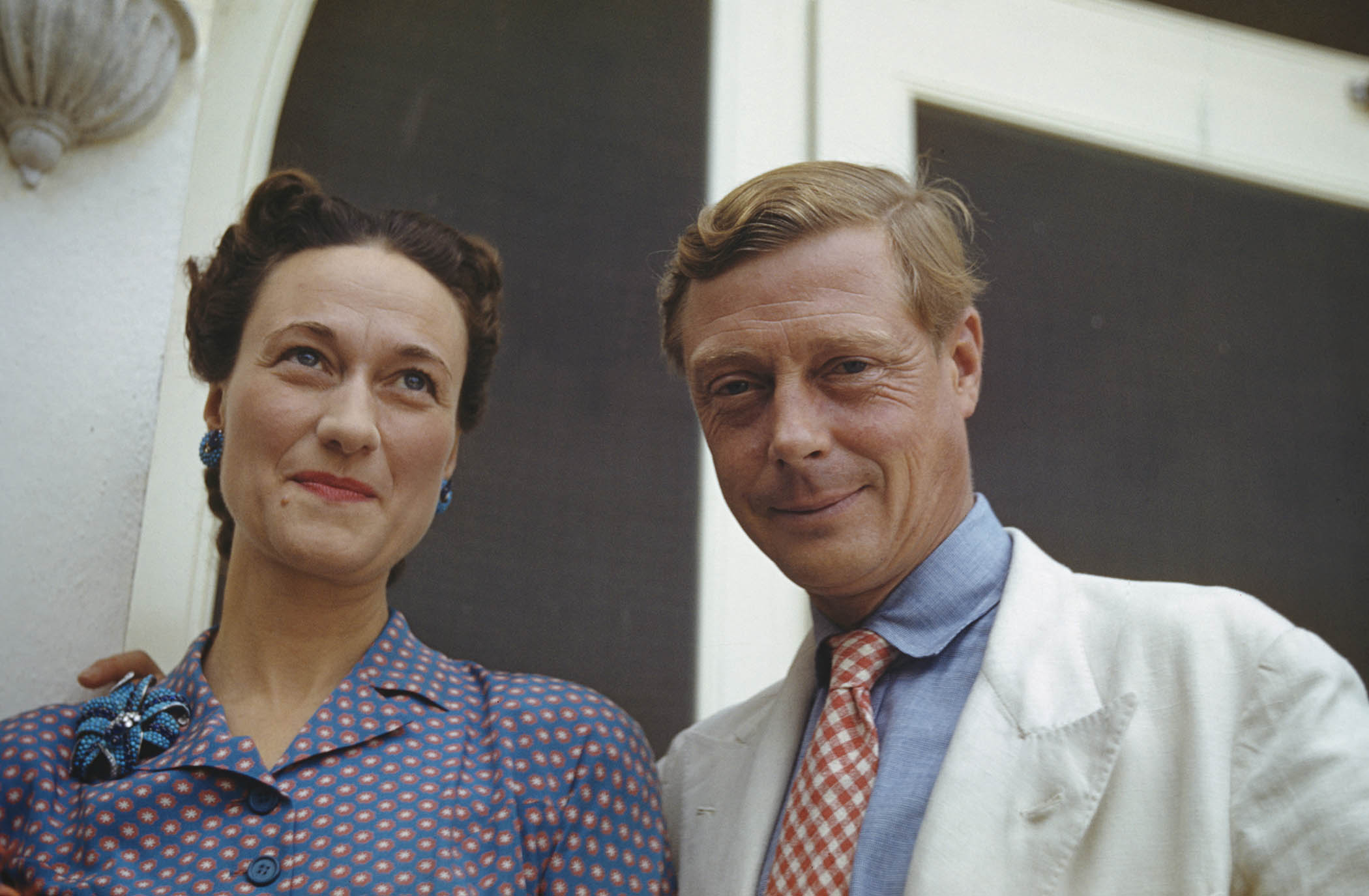 What to read to understand the politics of royal fashion