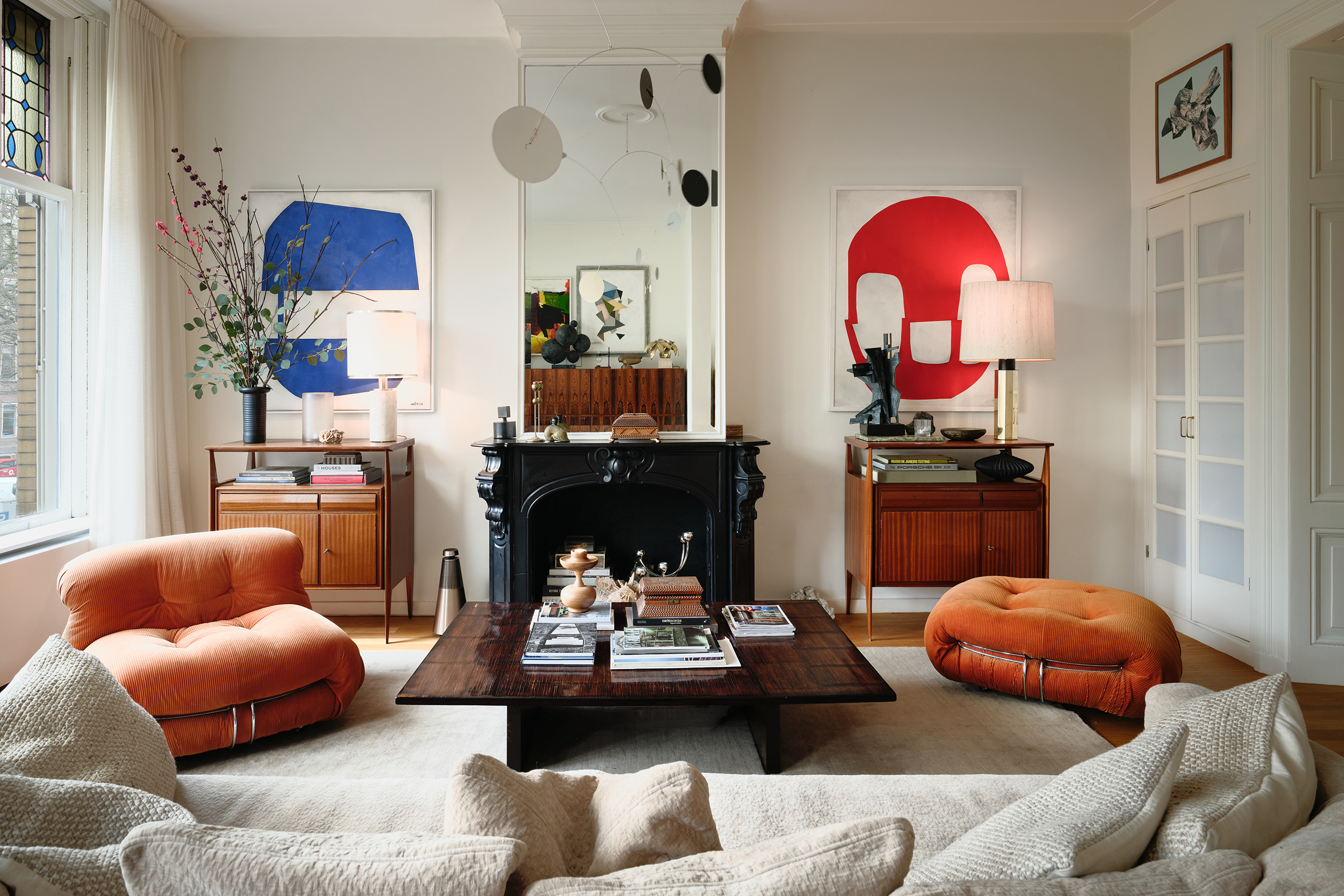 Mood masters: an artful home in Amsterdam