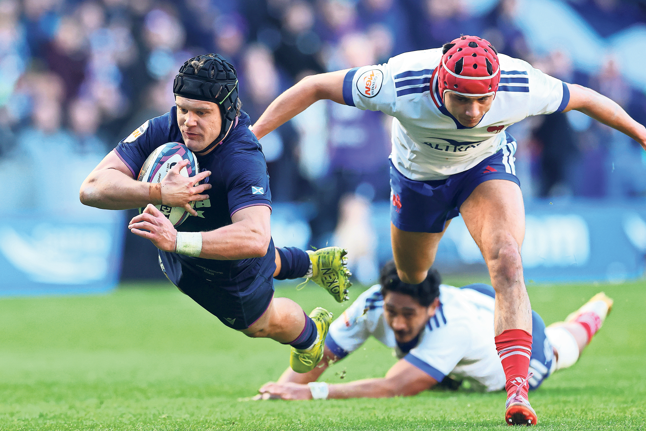 Super Scots stun the French to light up Six Nations title race